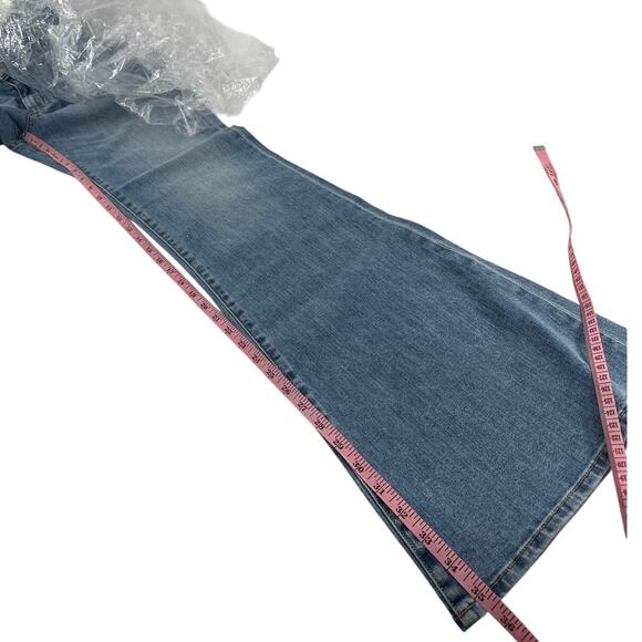 Ramy Brook Women's Light Wash Helena High-Rise Flare Jeans Size 28 - Picture 12 of 14